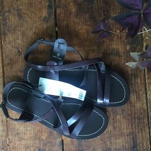 Urban outfitters leather sandals NWT